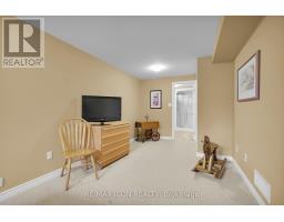 34 OAKWOOD LINKS LANE - 37
