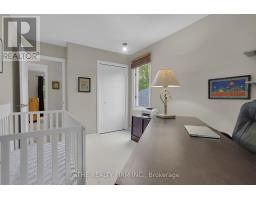 47 NANETTE DRIVE - 32
