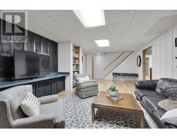 47 NANETTE DRIVE - 36