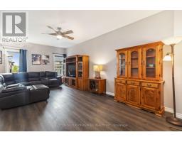 1852 FOXRIDGE CRESCENT - 11