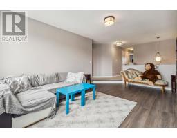 1852 FOXRIDGE CRESCENT - 28