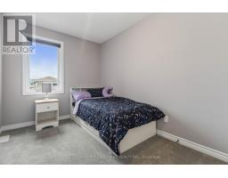 1852 FOXRIDGE CRESCENT - 29