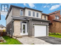 1852 FOXRIDGE CRESCENT - 3