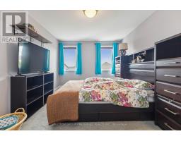1852 FOXRIDGE CRESCENT - 33