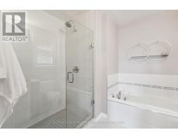1852 FOXRIDGE CRESCENT - 36