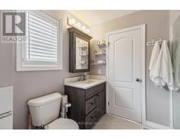 1852 FOXRIDGE CRESCENT - 38