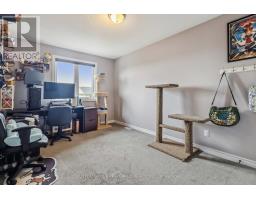 1852 FOXRIDGE CRESCENT - 39