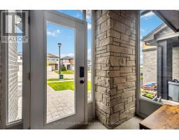 1852 FOXRIDGE CRESCENT - 5