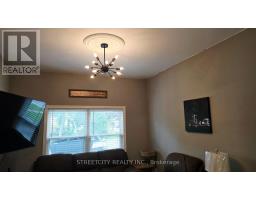22 LEILA STREET - 9