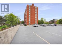 302 - 76 BASE LINE ROAD W - 36