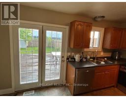 71 ERICA CRESCENT - 11