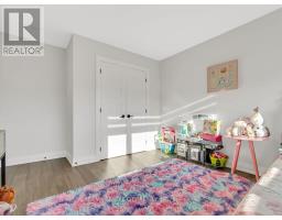 2096 CORONATION DRIVE - 29