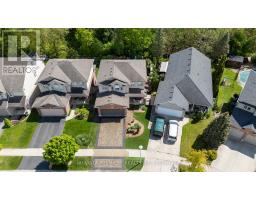 1585 BLACKMAPLE CRESCENT - 18