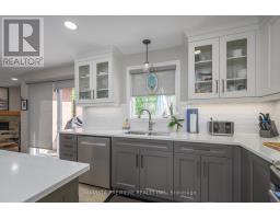1585 BLACKMAPLE CRESCENT - 28