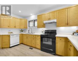 863 COLBORNE STREET N - 28