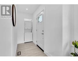 863 COLBORNE STREET N - 5