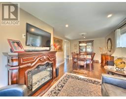 14 ROCKINGHAM COURT - 11