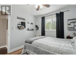 10 SCHREYER DRIVE - 18