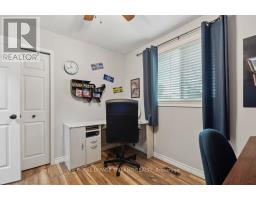 10 SCHREYER DRIVE - 22