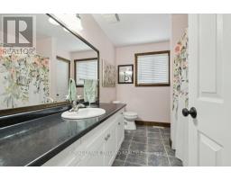 10 SCHREYER DRIVE - 23
