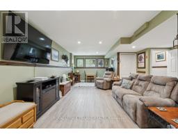 10 SCHREYER DRIVE - 26