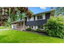 741 GLOVER CRESCENT - 3