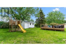 741 GLOVER CRESCENT - 33
