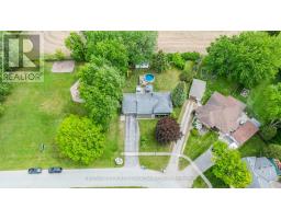 741 GLOVER CRESCENT - 37