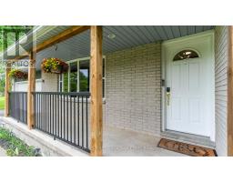 741 GLOVER CRESCENT - 4