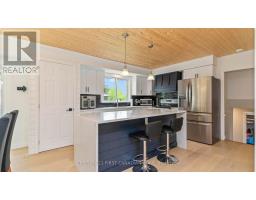 741 GLOVER CRESCENT - 8