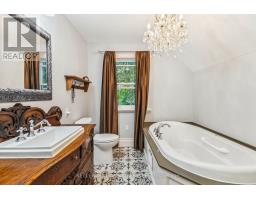 970 PRINCESS AVENUE - 27