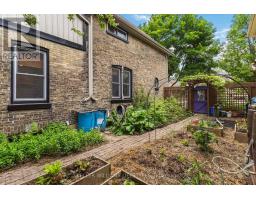 970 PRINCESS AVENUE - 35