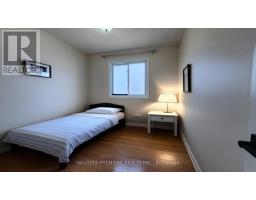 942 CHIPPEWA DRIVE - 26