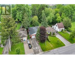 300 BRIARHILL AVENUE - 3