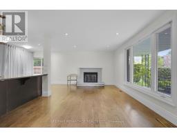 300 BRIARHILL AVENUE - 8