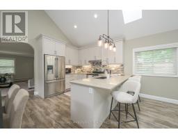 107 DEVONSHIRE AVENUE - 10