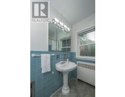 107 DEVONSHIRE AVENUE - 22