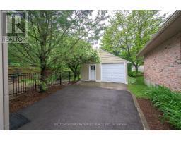 107 DEVONSHIRE AVENUE - 28