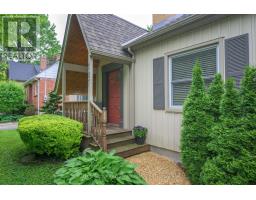 107 DEVONSHIRE AVENUE - 3