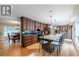 66 GUILDFORD COURT - 12