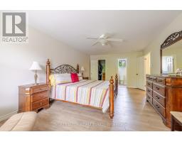 66 GUILDFORD COURT - 21
