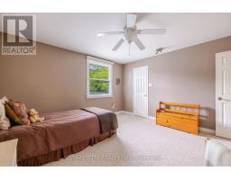 66 GUILDFORD COURT - 31