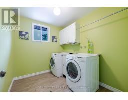 66 GUILDFORD COURT - 32