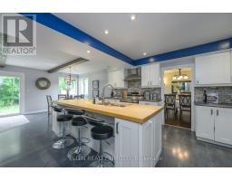 17 GLANWORTH AVENUE - 16