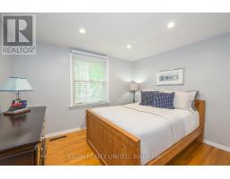 17 GLANWORTH AVENUE - 32