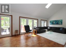 10441 PINETREE DRIVE - 13
