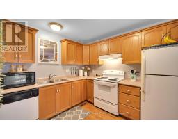 126 SCOTT STREET E - 10