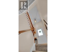 126 SCOTT STREET E - 18