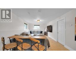 126 SCOTT STREET E - 20
