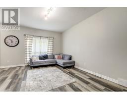 31 - 960 BITTERBUSH CRESCENT - 10